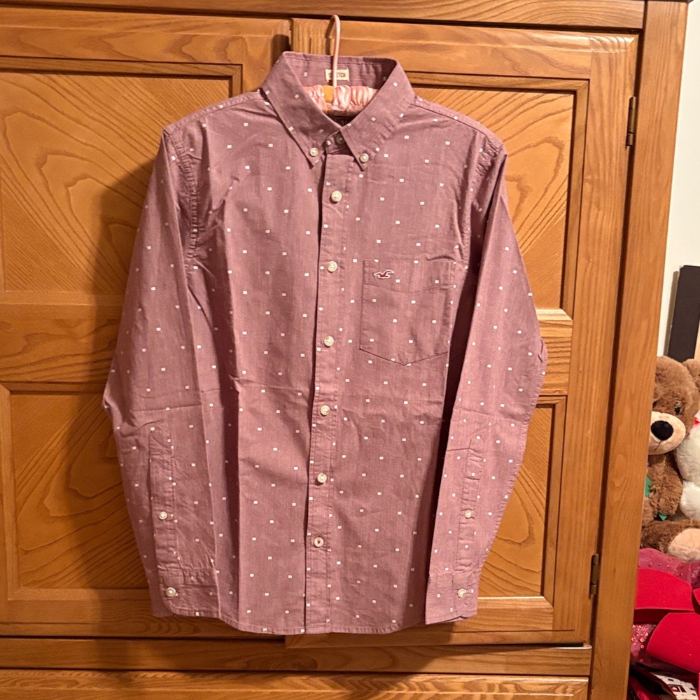 Hollister Men's Pink Polka Dot Button-Down Shirt